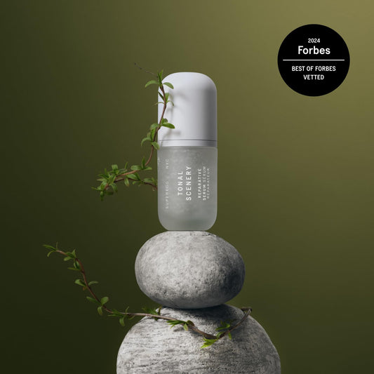 SUPEREGG Tonal Scenery Reparative Serum (Upgraded): For a healthy radiance. Treatment serum with Bio Desert Oil, Probiotics, Niacinamide.