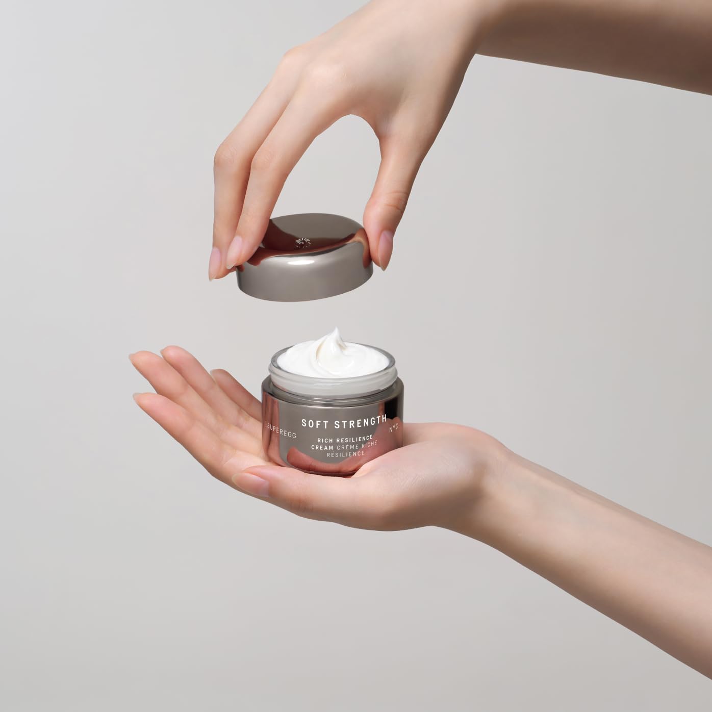 SUPEREGG Soft Strength Rich Resilience Cream: For restored and resilient skin. Rich cream with Siliphos®, 5GF & Neuropeptides, Ectoin. 50 ML 1.7 FL OZ